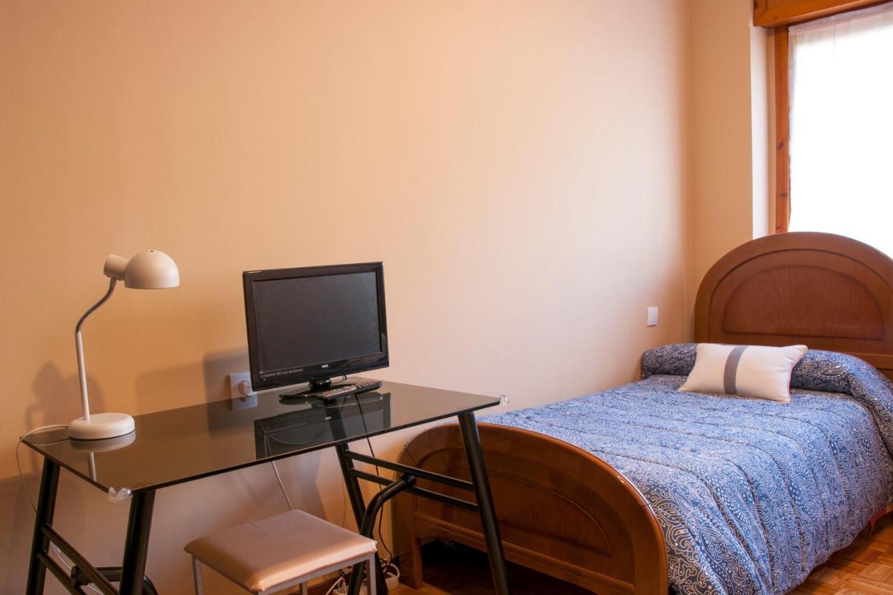 شقة Apartamento Araceli Proximo A Clinica Oftalmologica Fdez Vega اوفيدو المظهر الخارجي الصورة